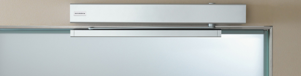 Привод для розпашних дверей